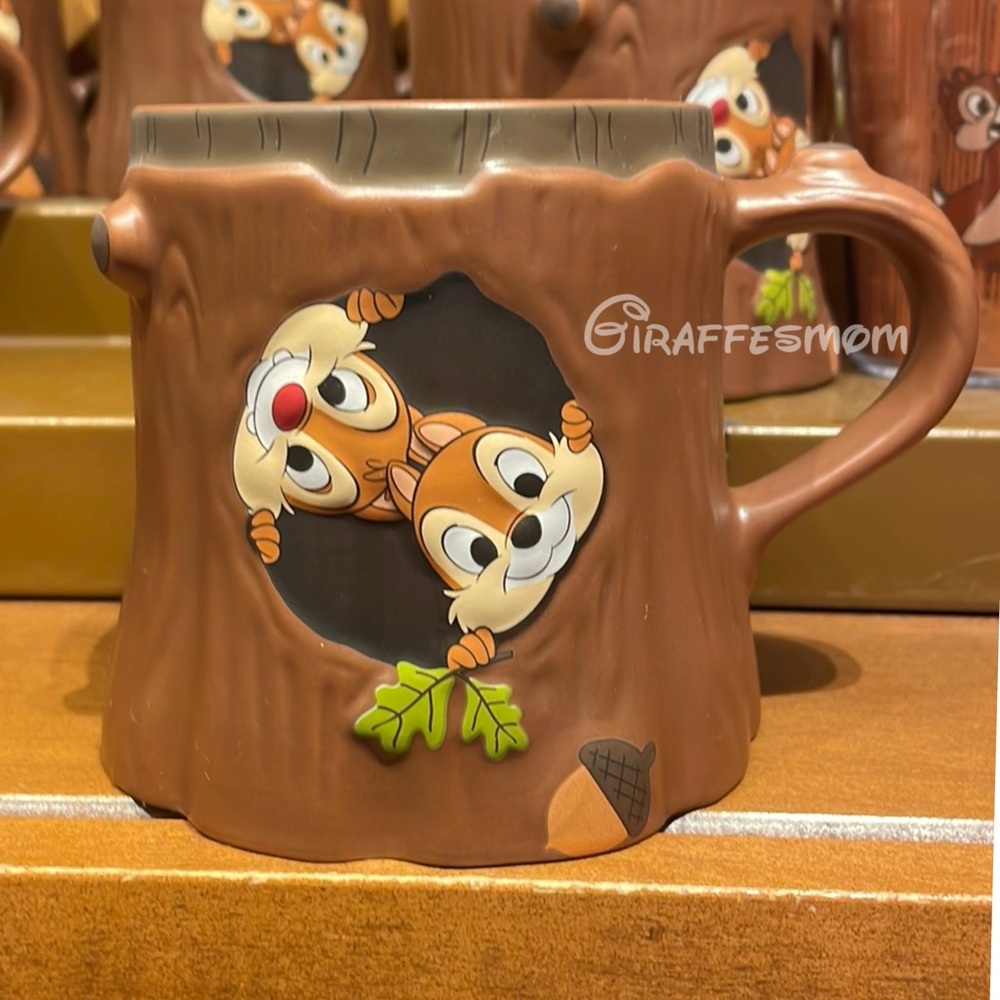 Disney’s GRAND CALIFORNIAN HOTEL & SPA Chip N  Dale Tree Stump Mug NWT